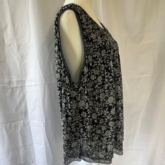 Max Studio Women's Blouse - Picture 6 of 10